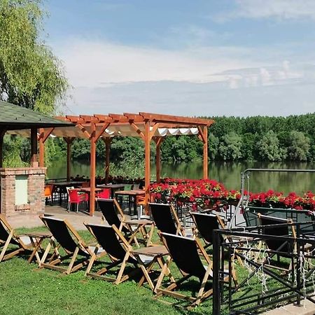 Vila Odmor Na Dunavu Beocin Экстерьер фото
