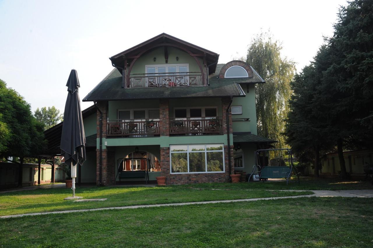 Vila Odmor Na Dunavu Beocin Экстерьер фото