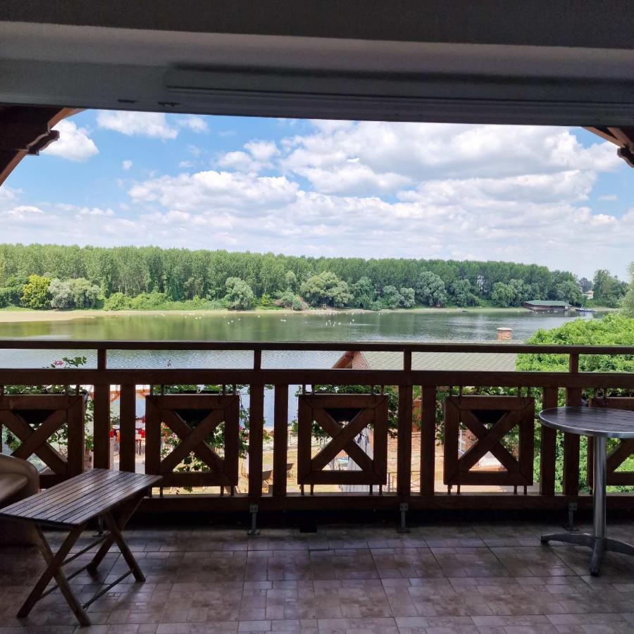 Vila Odmor Na Dunavu Beocin Экстерьер фото