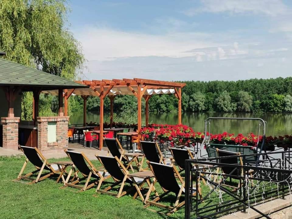 Vila Odmor Na Dunavu Beocin Экстерьер фото